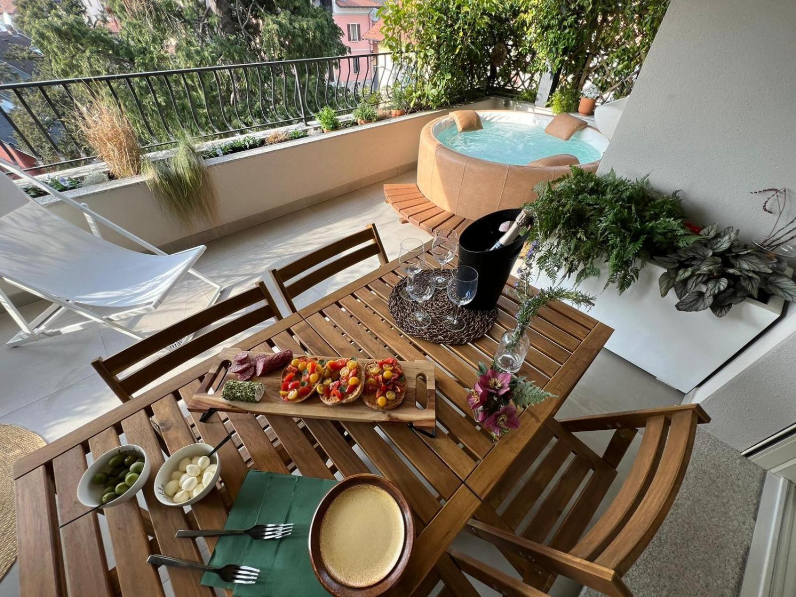 La Bollicina Boutique Apartment And Spa 韦尔巴尼亚 外观 照片
