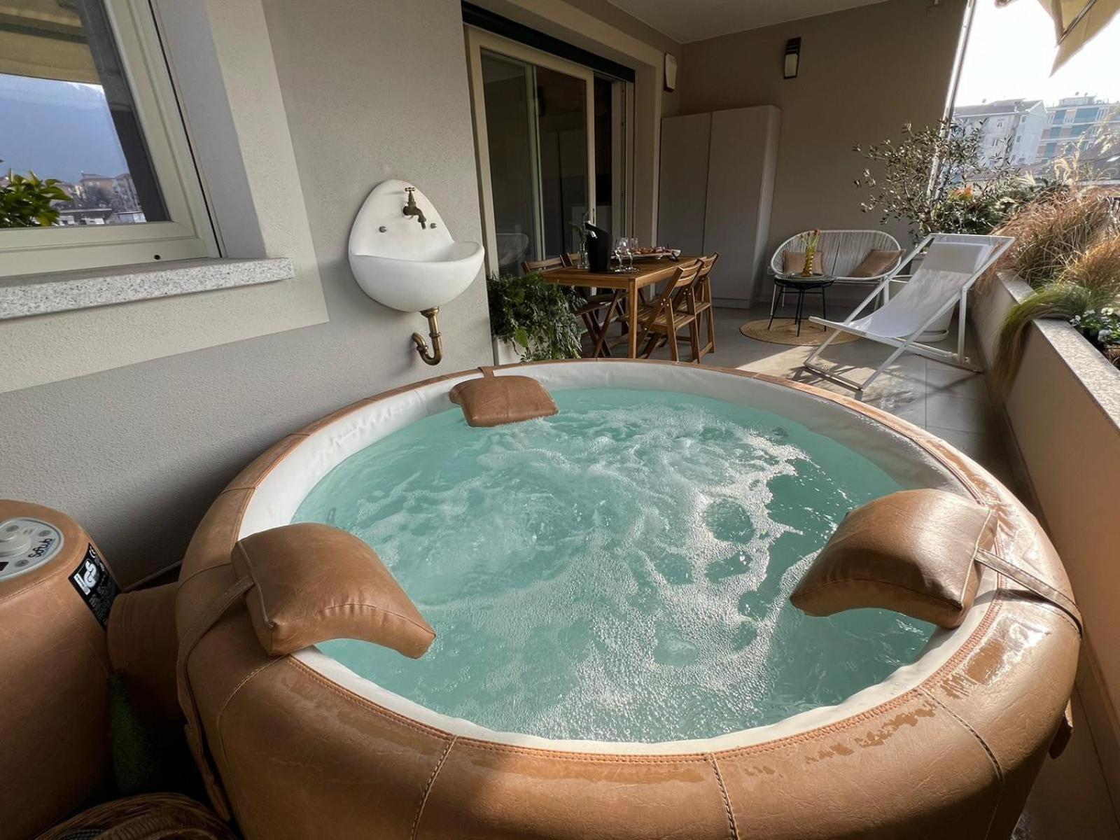 La Bollicina Boutique Apartment And Spa 韦尔巴尼亚 外观 照片
