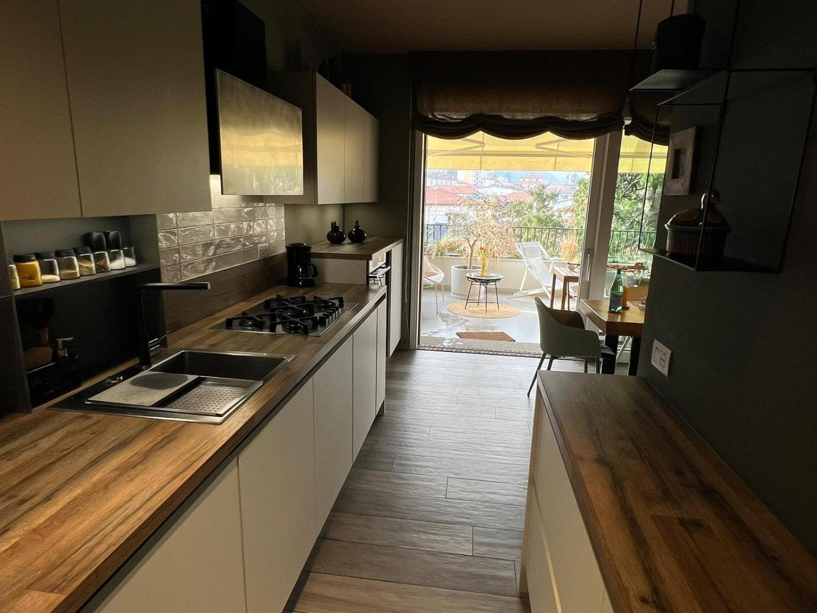 La Bollicina Boutique Apartment And Spa 韦尔巴尼亚 外观 照片